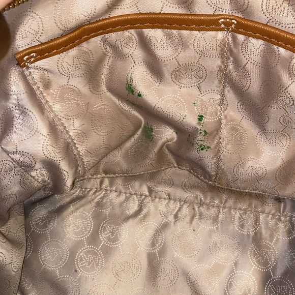 Michael Kors Selma Medium Brown Bag - Picture 8 of 8